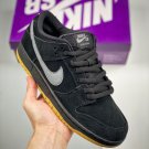 sb dunk low “fog” black gum