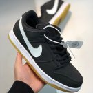 sb dunk low black gum 854866-019