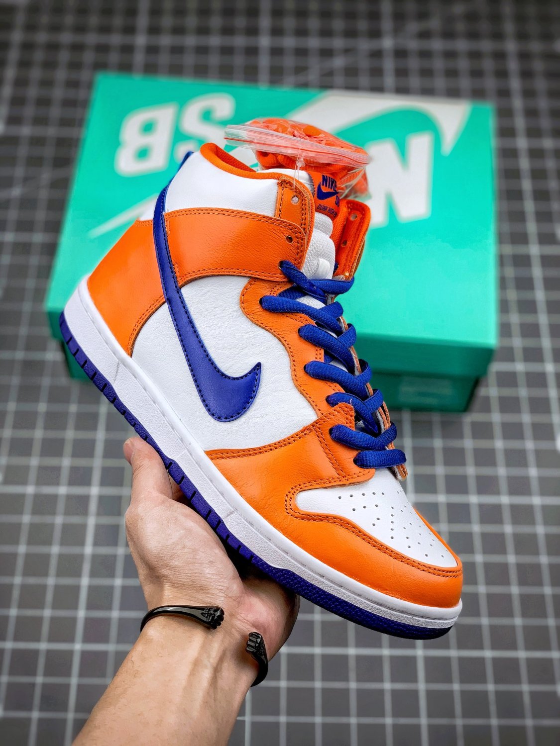 sb women &&Acirc;&nbsp;men dunk high &Atilde;&cent;&Acirc;�&Acirc;�danny supa&Atilde;&cent;&Acirc;�&Acirc;� safety orangehyper blue-white