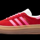 Gazelle Bold WMNS Collegiate Red Lucid Pink