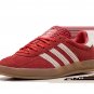 Gazelle Indoor Scarlet Crochet