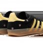 Gazelle Indoor WMNS Core Black Almost Yellow Floral