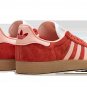 Gazelle WMNS Better Scarlet
