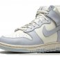 DUNK HIGH WMNS Football Grey