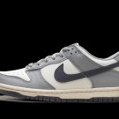 Dunk Low Light Carbon