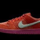 SB Dunk Low Pro Prm Mystic Red