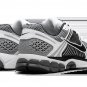 Zoom Vomero 5 SE SP Black _ Metallic Silver