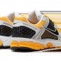 Zoom Vomero 5 University Gold'