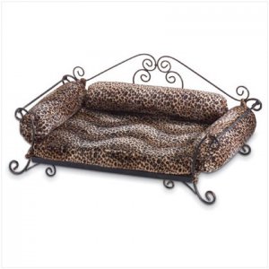 SAFARI PRINT PET BED