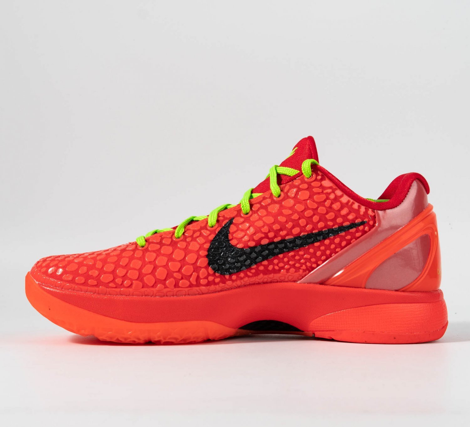 Kobe 6 Protro 'Reverse Grinch'