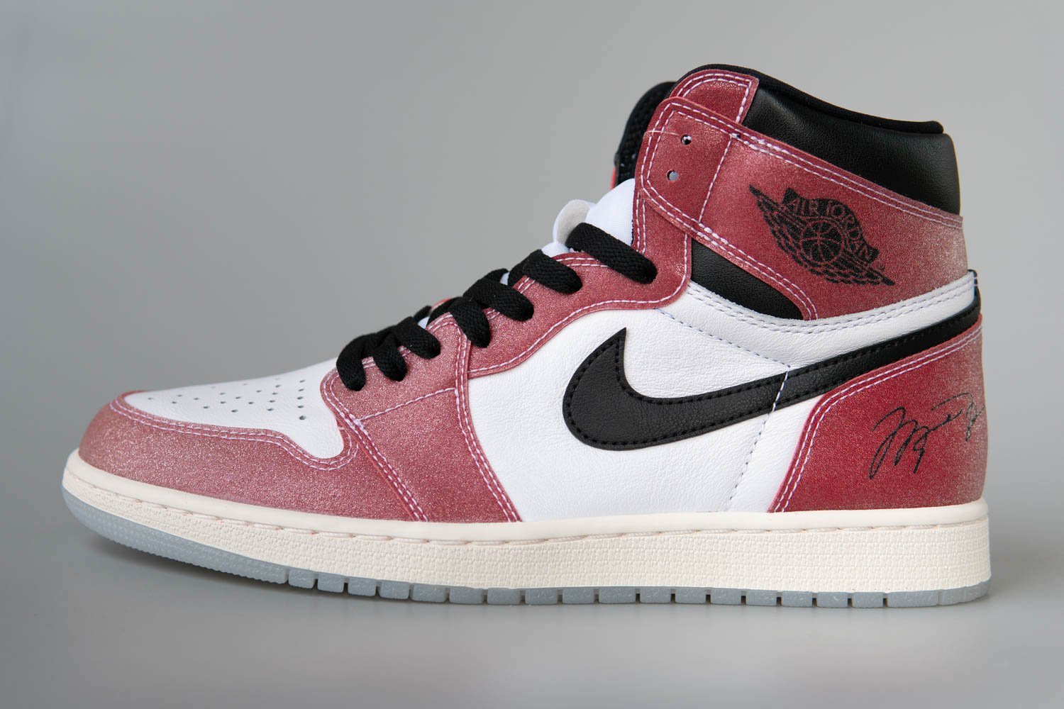 Jordan 1 Retro High Trophy Room Chicago