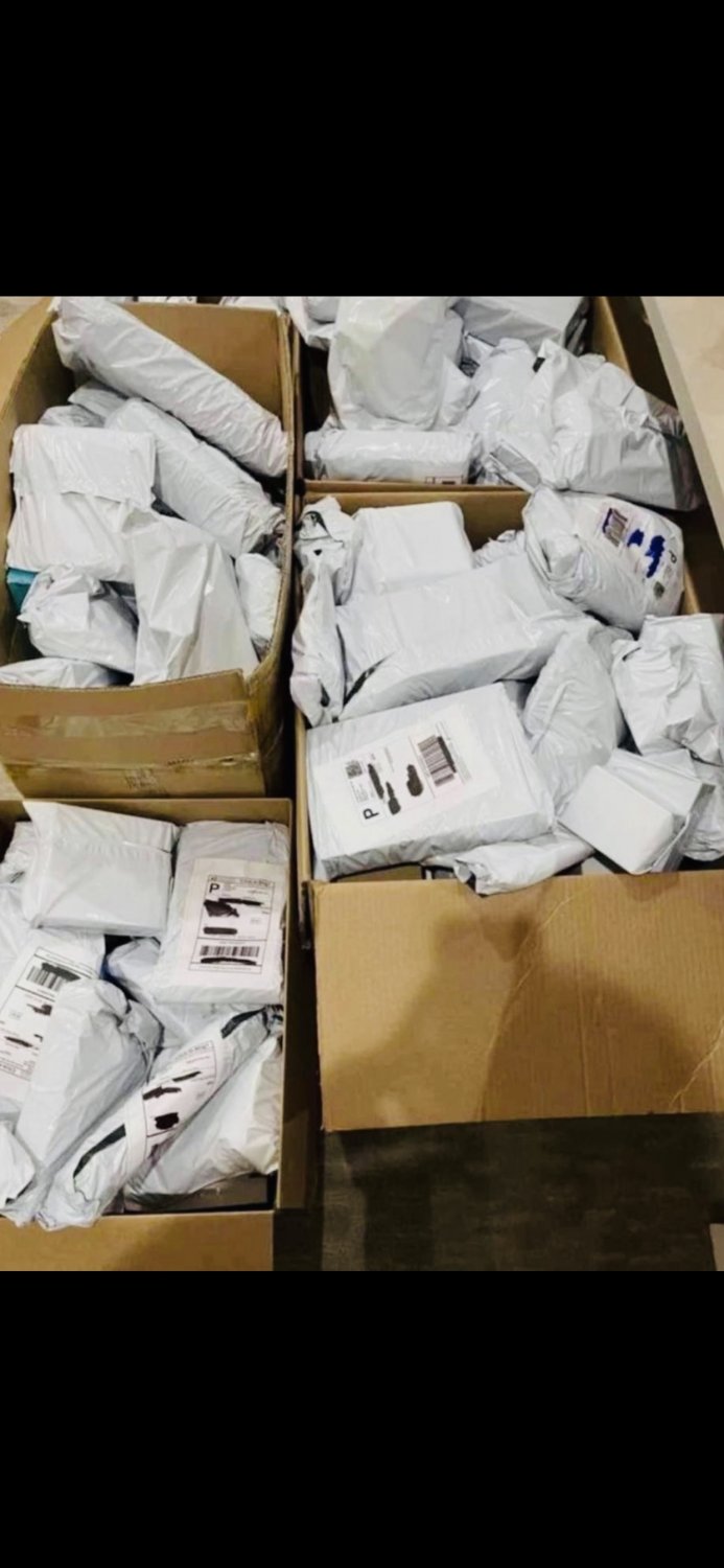 6 Unclaimed Returned Amazon Mail Liquidation Mystery Pallet Items