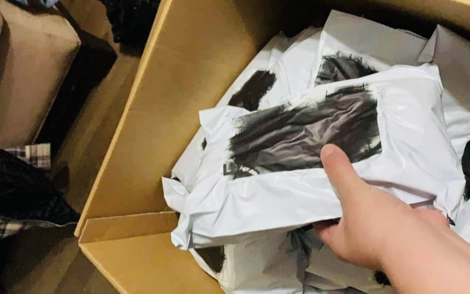 Unclaimed Packages RTS Amazon USPS UPS undeliverable liquidation