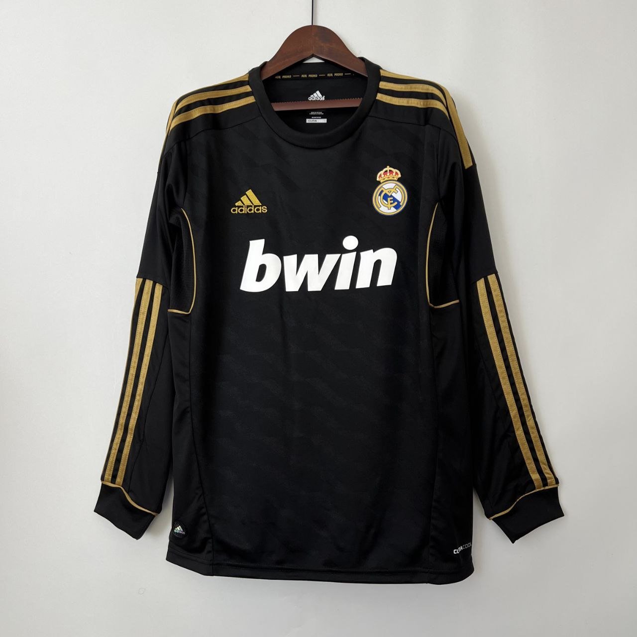 Real Madrid jersey 2011 12 Away Retro Soccer Shirt Men