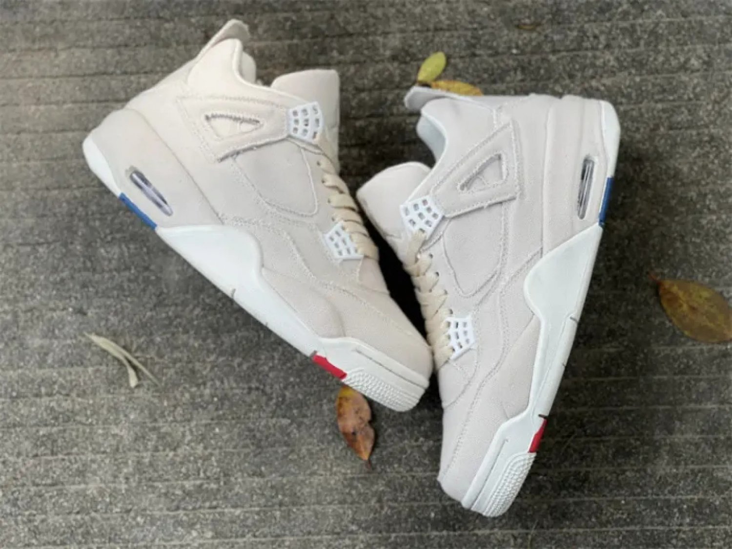 Air Jordan 4 Retro 'Blank Canvas'