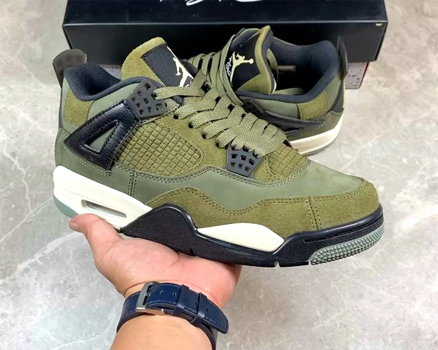 Air Jordan 4 Retro SE ' Craft Olive '