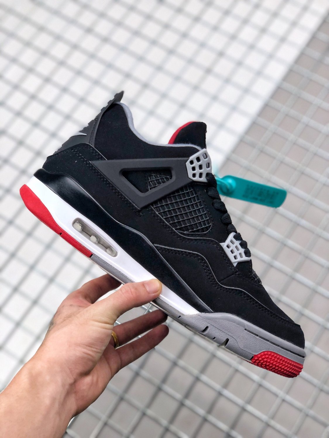 Jordan 4 Retro Bred (2019)_1