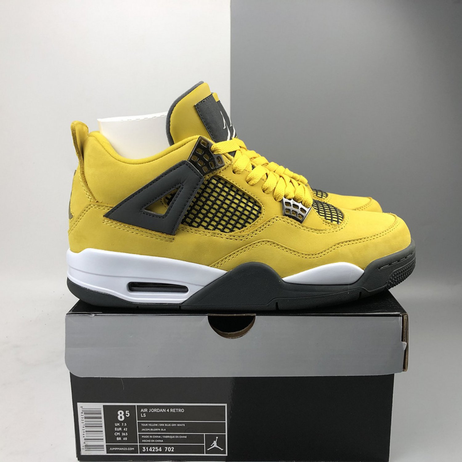 Jordan 4 Retro Lightning (2006)