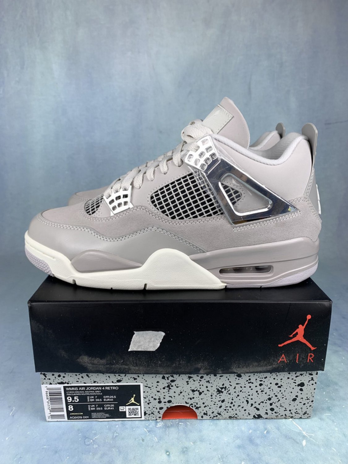 Jordan 4 RetroFrozen Moments (Women's)