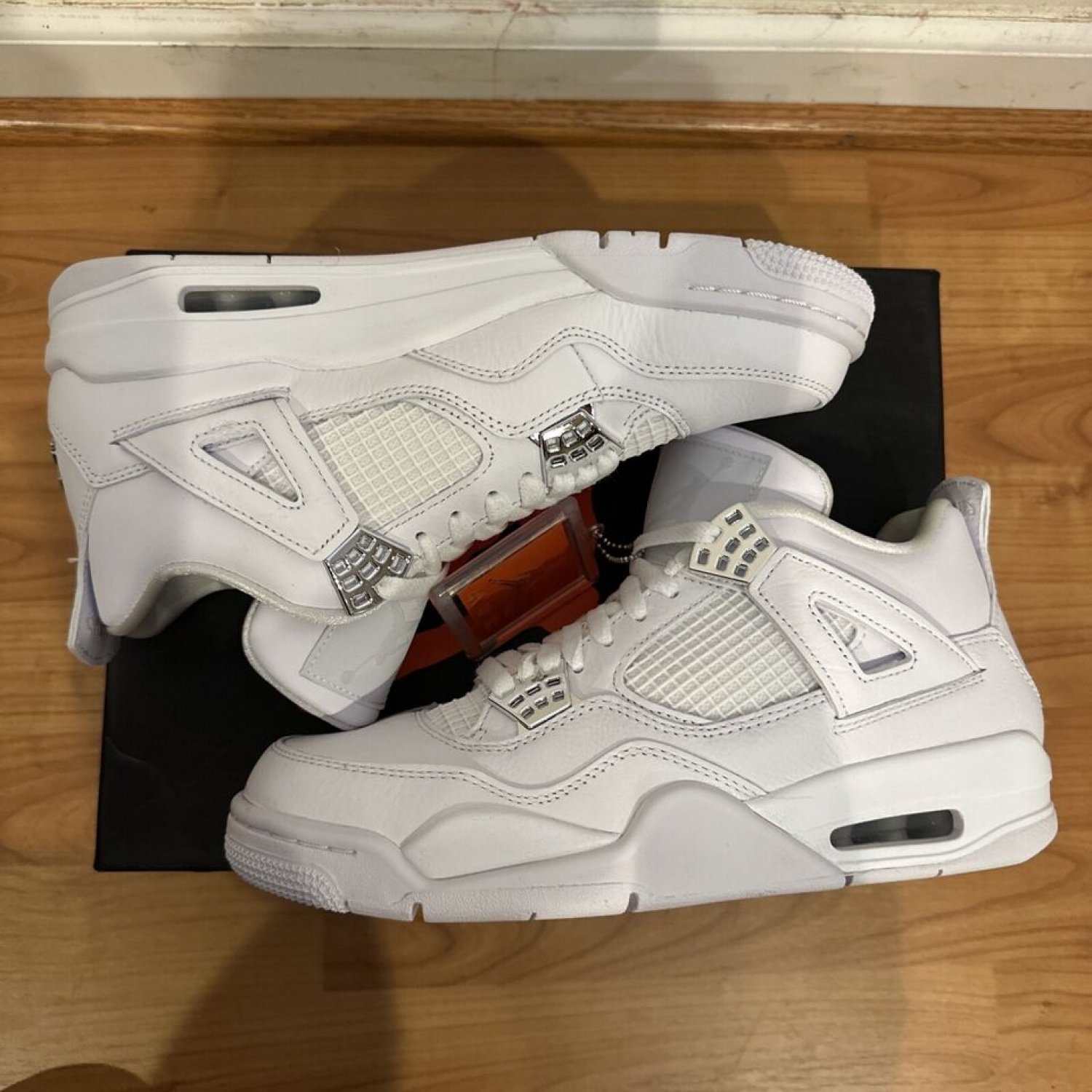 Jordan 4 RetroPure Money (2017)
