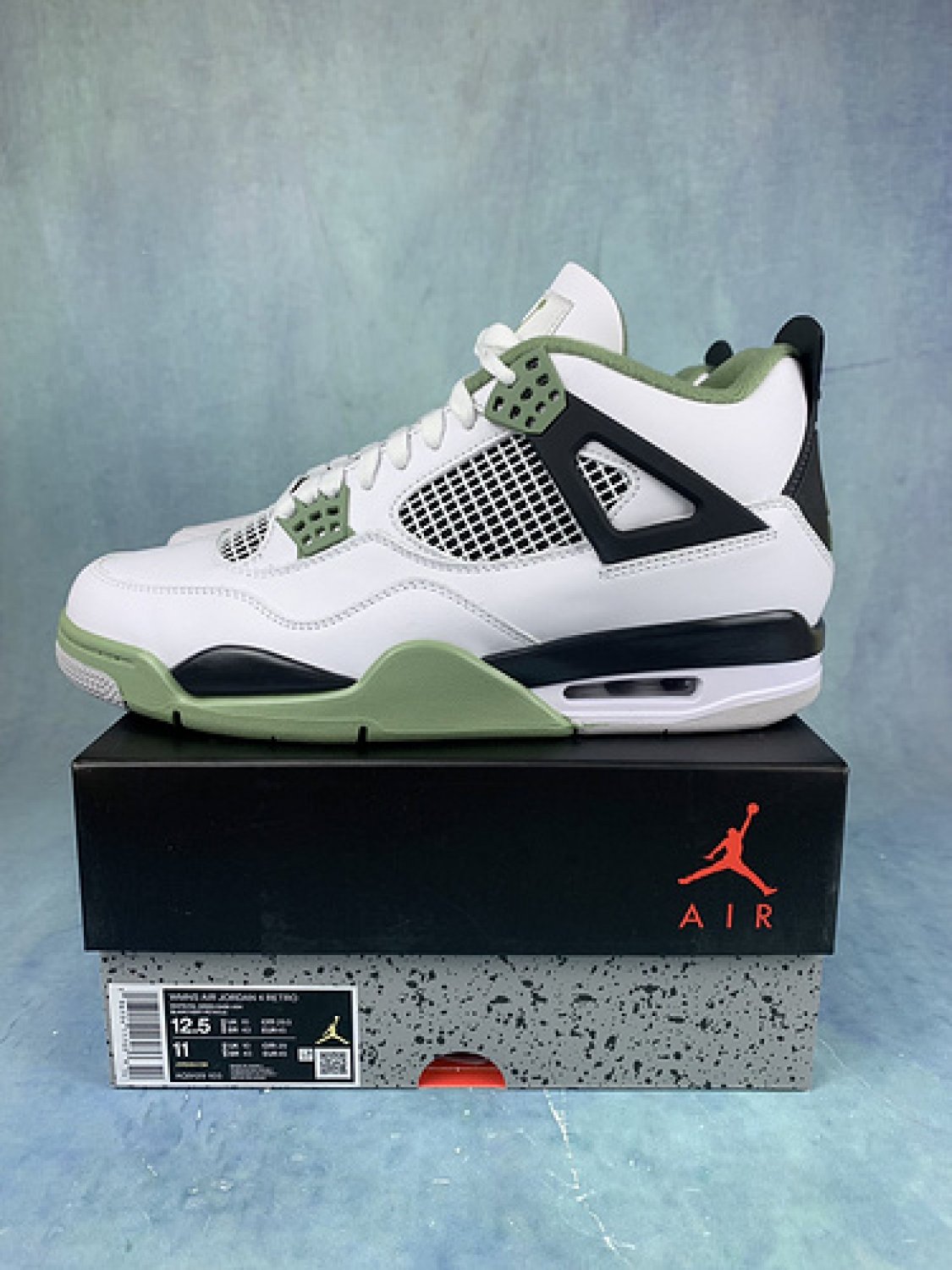 Jordan 4 RetroSeafoam (Women's)