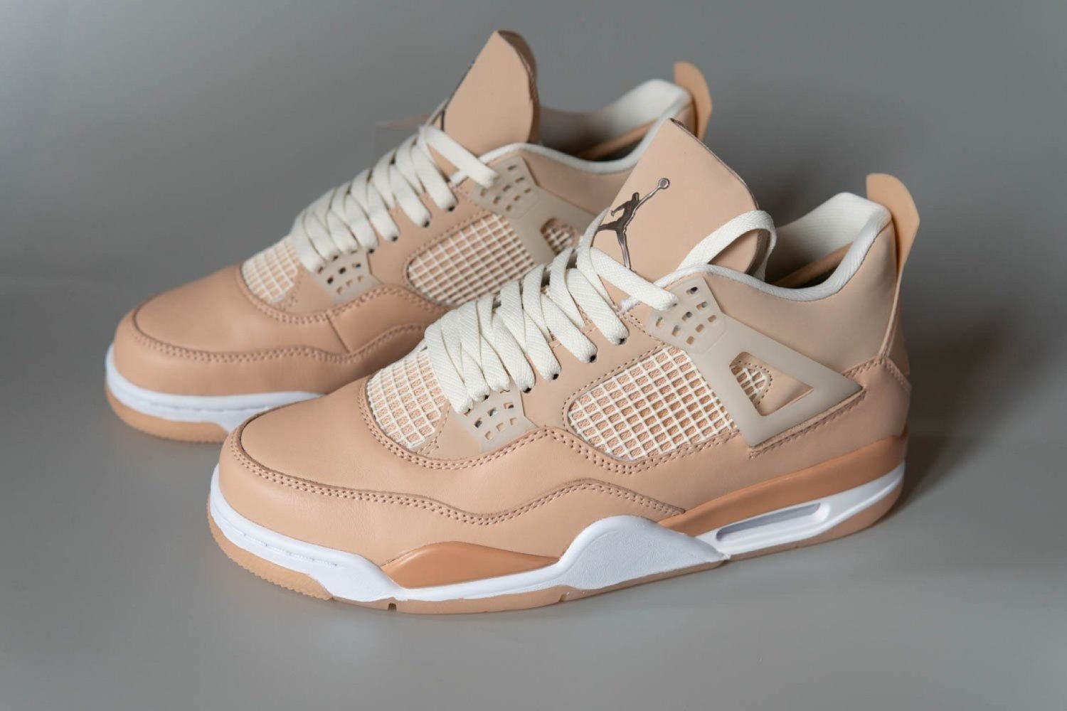 Jordan 4 Shimmer_1