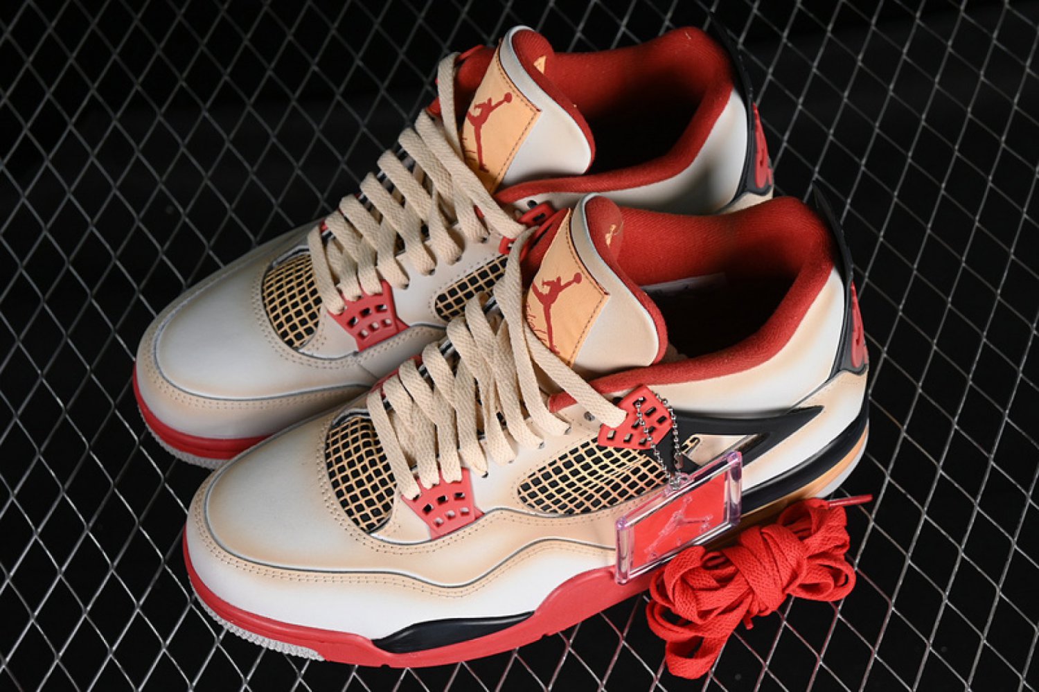 JORDAN AIR JORDAN 4 RETRO WHITEREDBLACKYELLOW