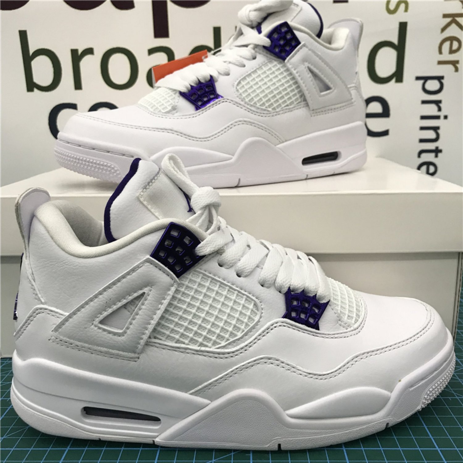 Nike Air Air Jordan 4 Retro Metallic Purple CT8527-115