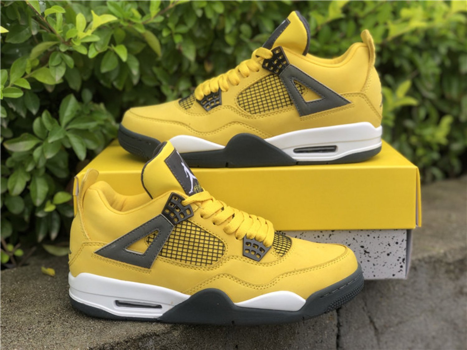 Nike Air Jordan 4 &acirc;��Lightning 2021&acirc;�� Tour YellowDark Blue-Grey-White