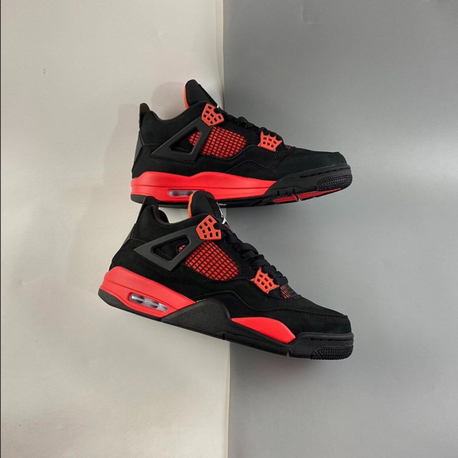 Nike Air Jordan 4 Red Thunder Sneaker