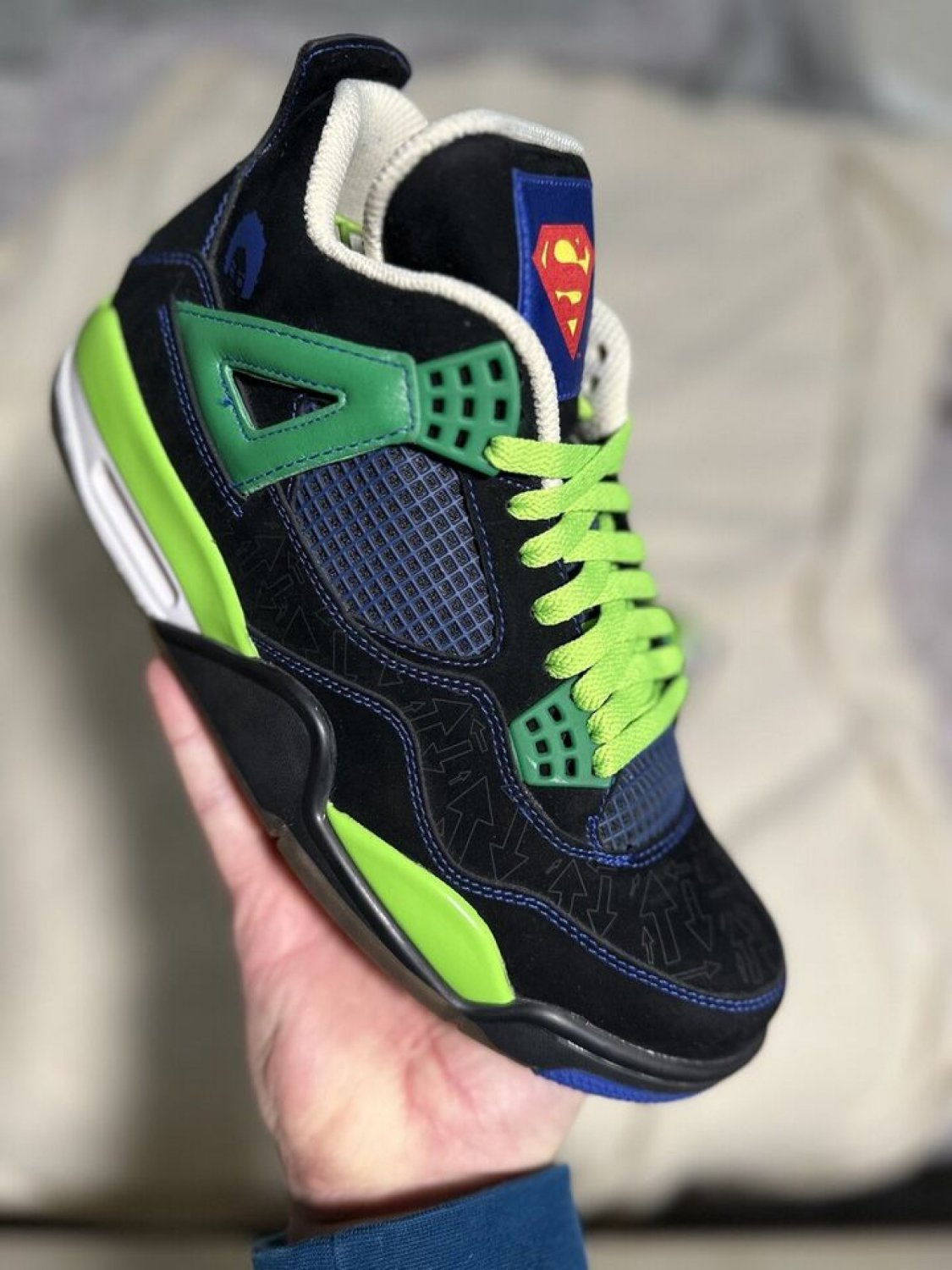 Nike Air Jordan 4 Retro DB Doernbecher_1