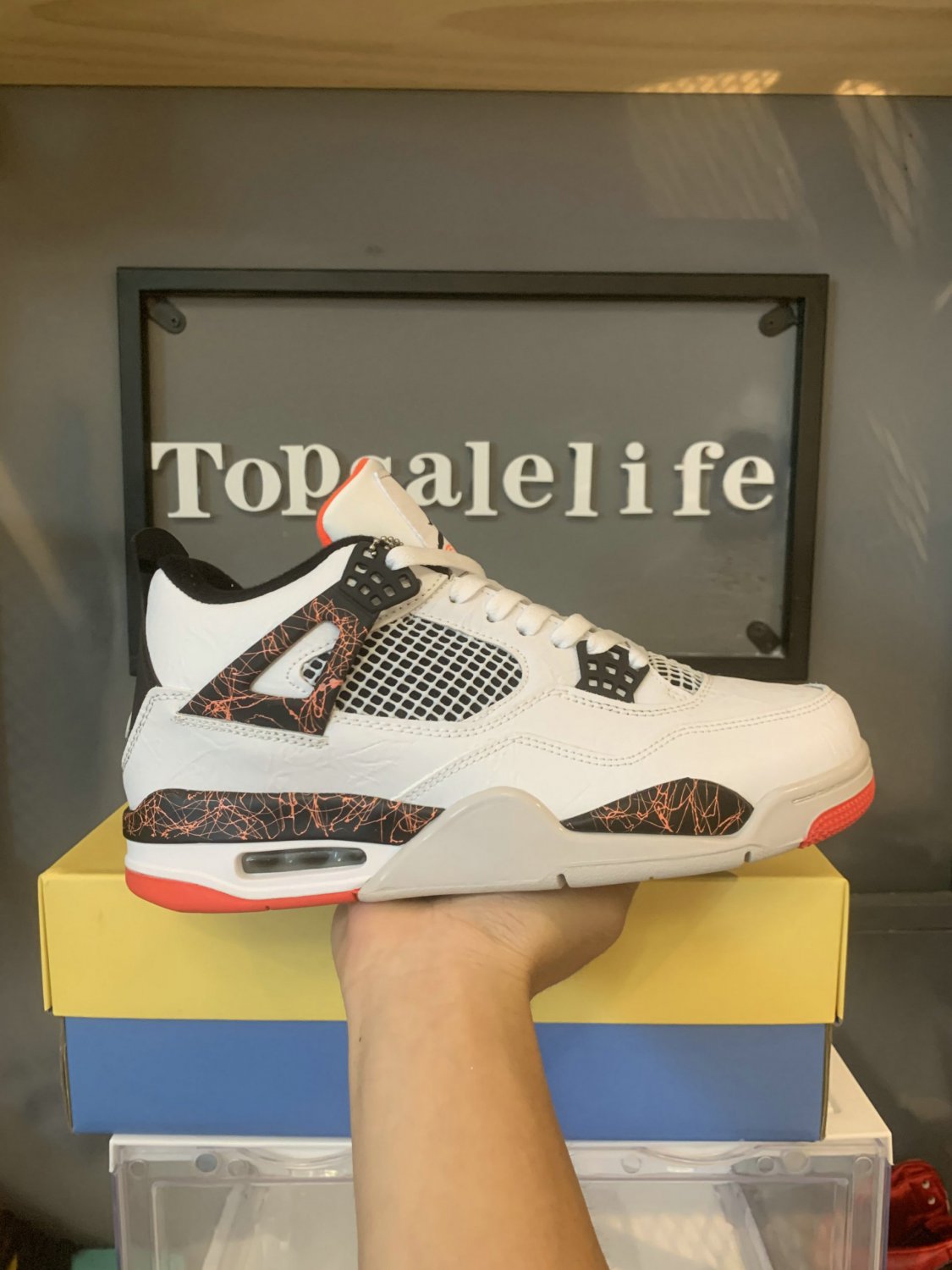 Nike Air Jordan 4 Retro Flight Nostalgia_3