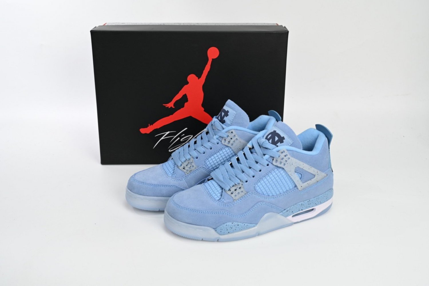 Nike Air Jordan 4 Retro UNC University Blue