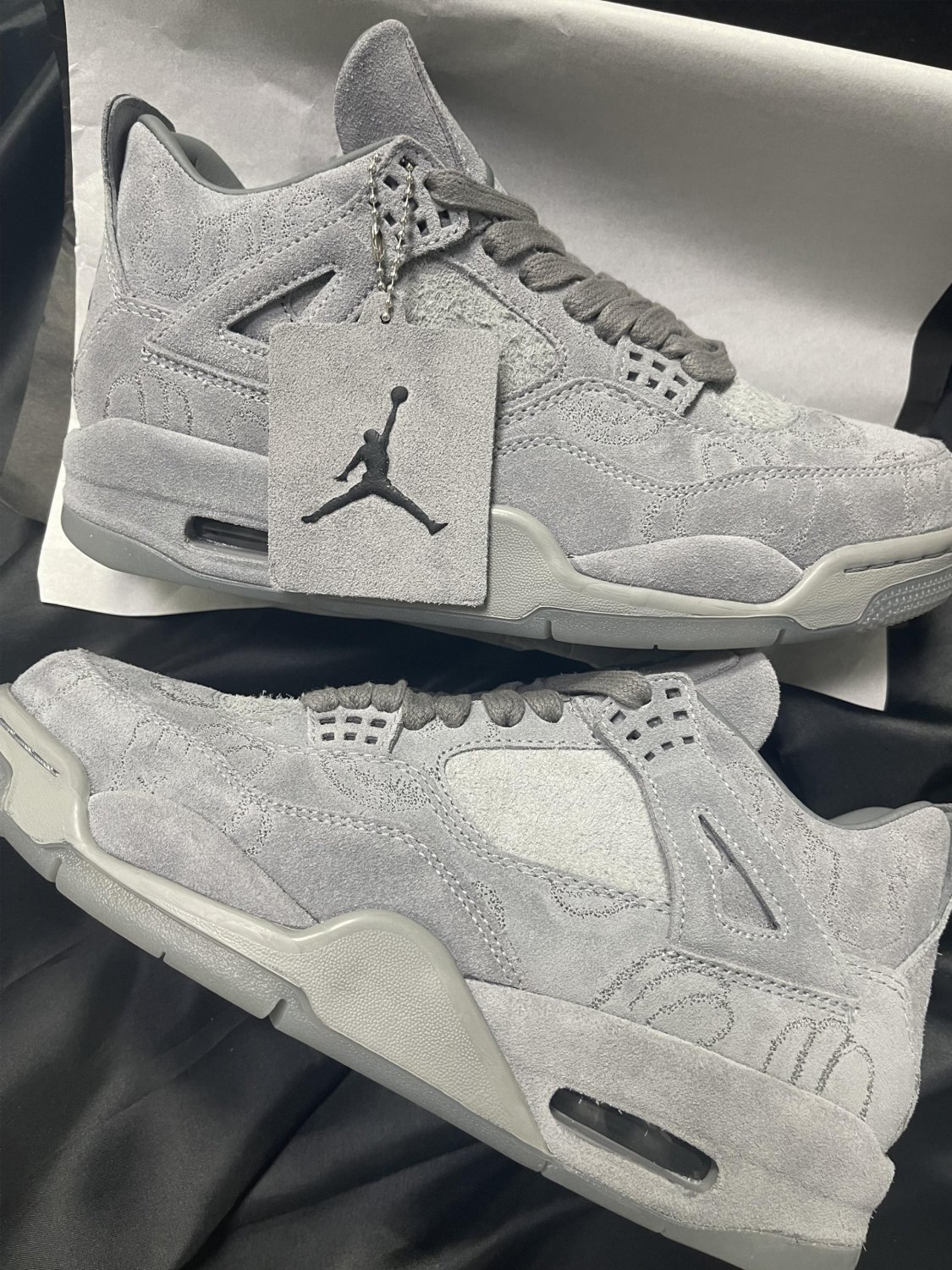 nike air jordan 4 retro x kaws cool grey_1