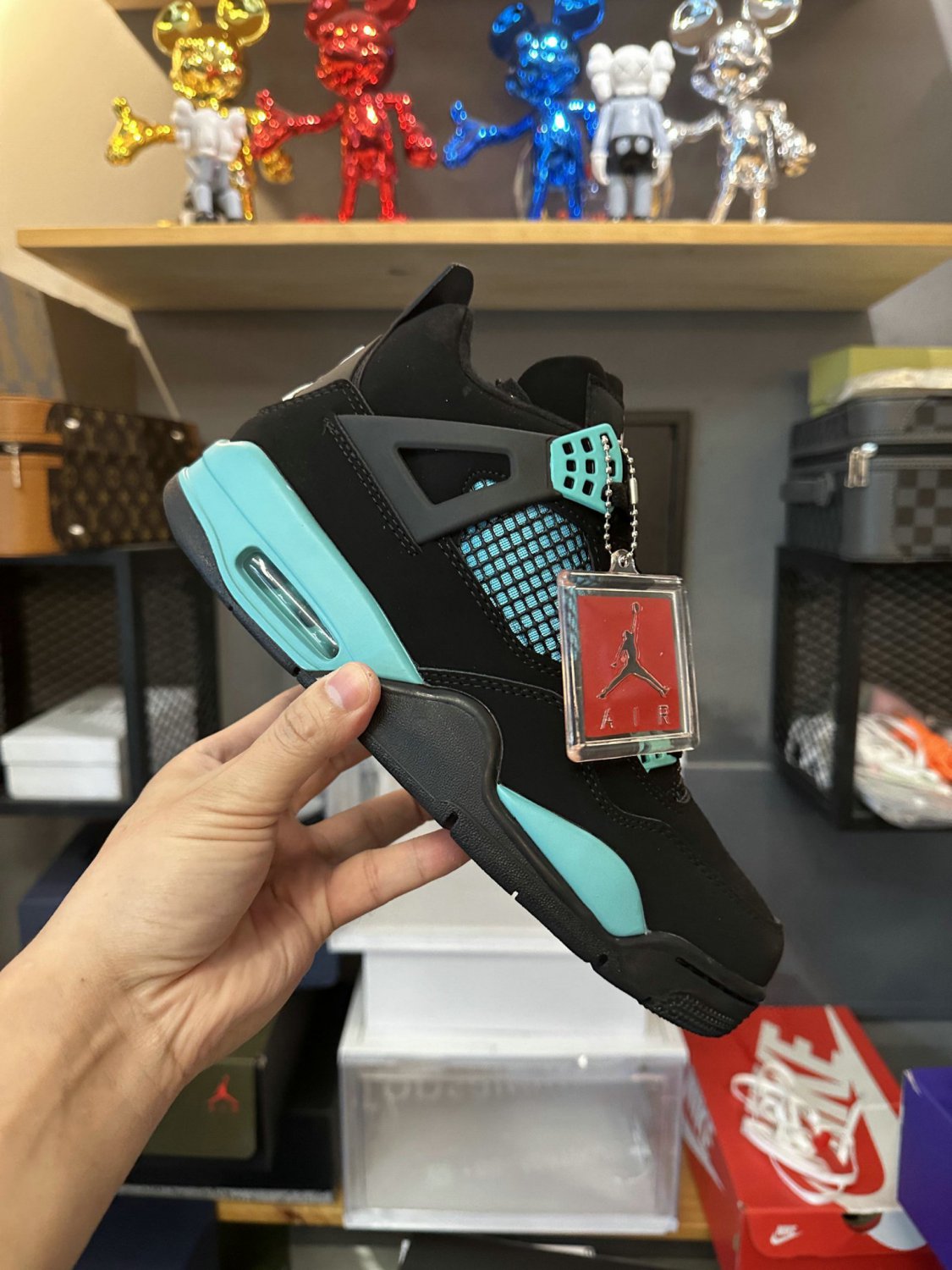 Nike Air Jordan 4 tiffany