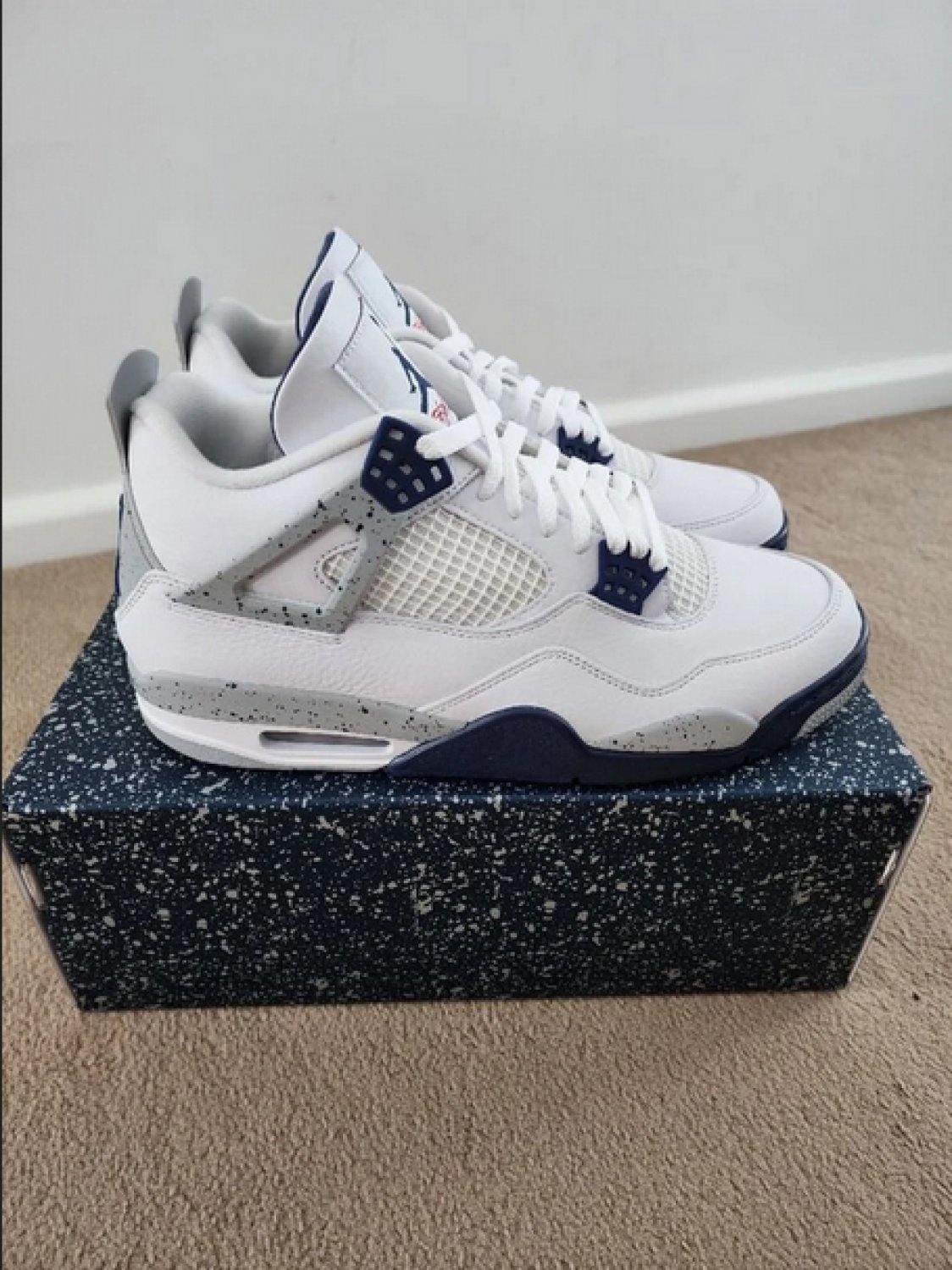 Nike Air Jordan 4 White Midnight Navy Light Smoke Grey Fire Red