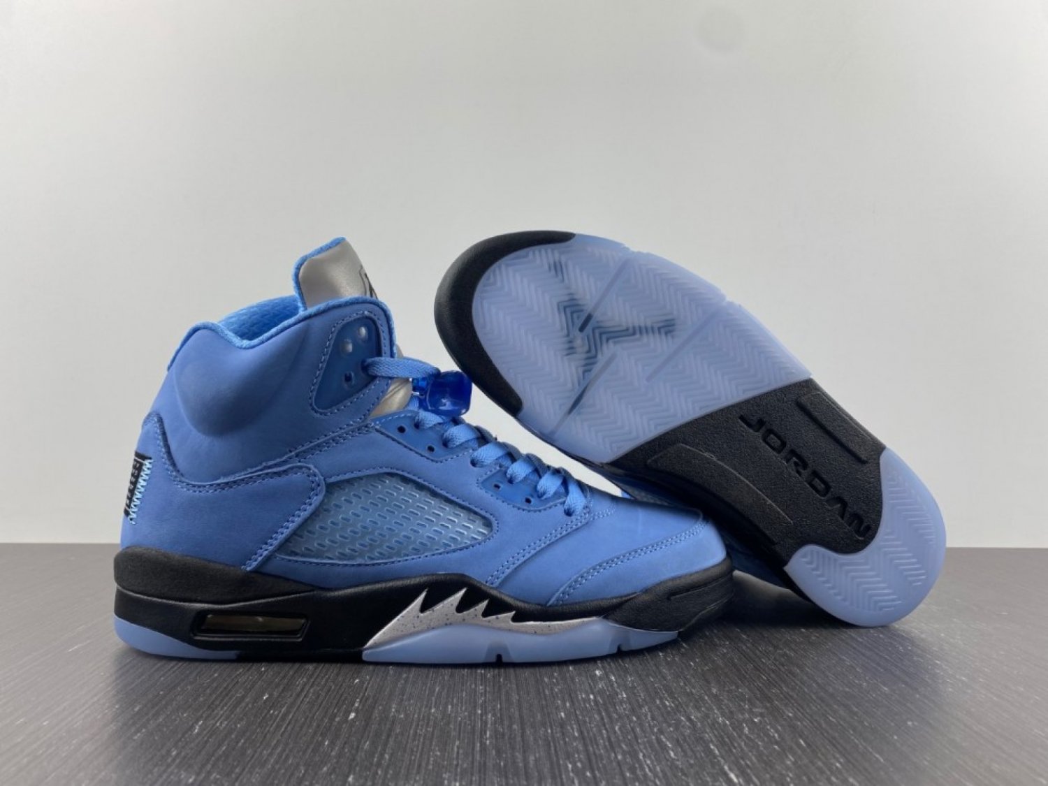 Nike Air Jordan 5 &acirc;�� UNC &acirc;�� University Blue Black White DV1310 401