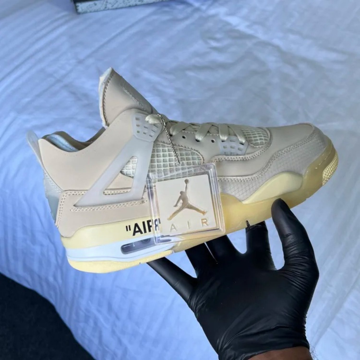 Off-White x Air Jordan 4 SP &acirc;��Sail&acirc;��