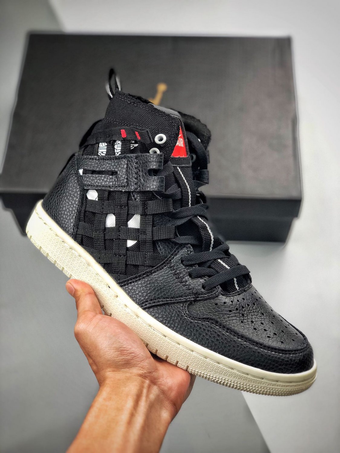 jordan 1 cargo blackmetallic silver-orange blaze-white on