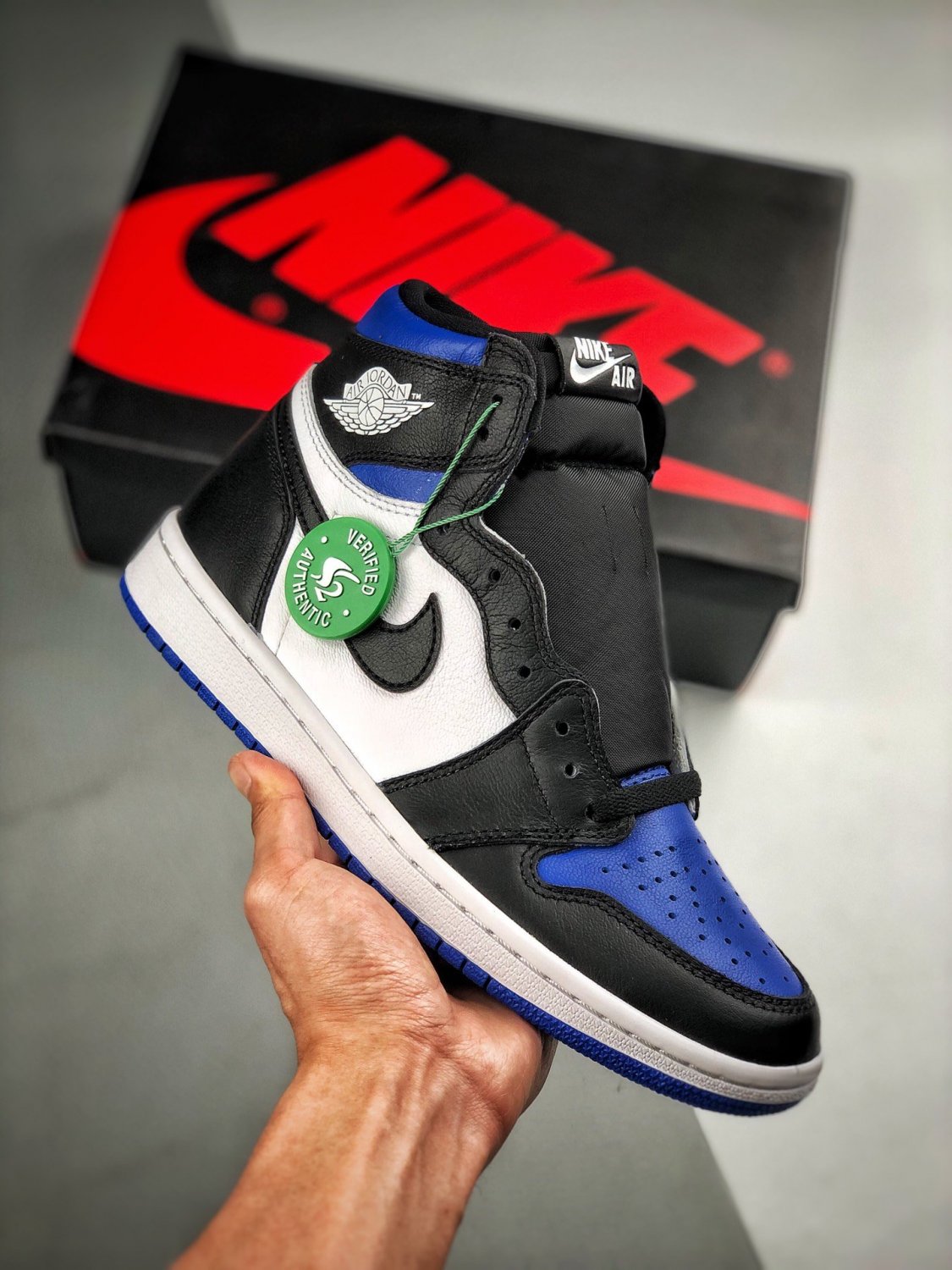 jordan 1 high og &Atilde;&cent;&Acirc;�&Acirc;�royal toe&Atilde;&cent;&Acirc;�&Acirc;� 555088-041