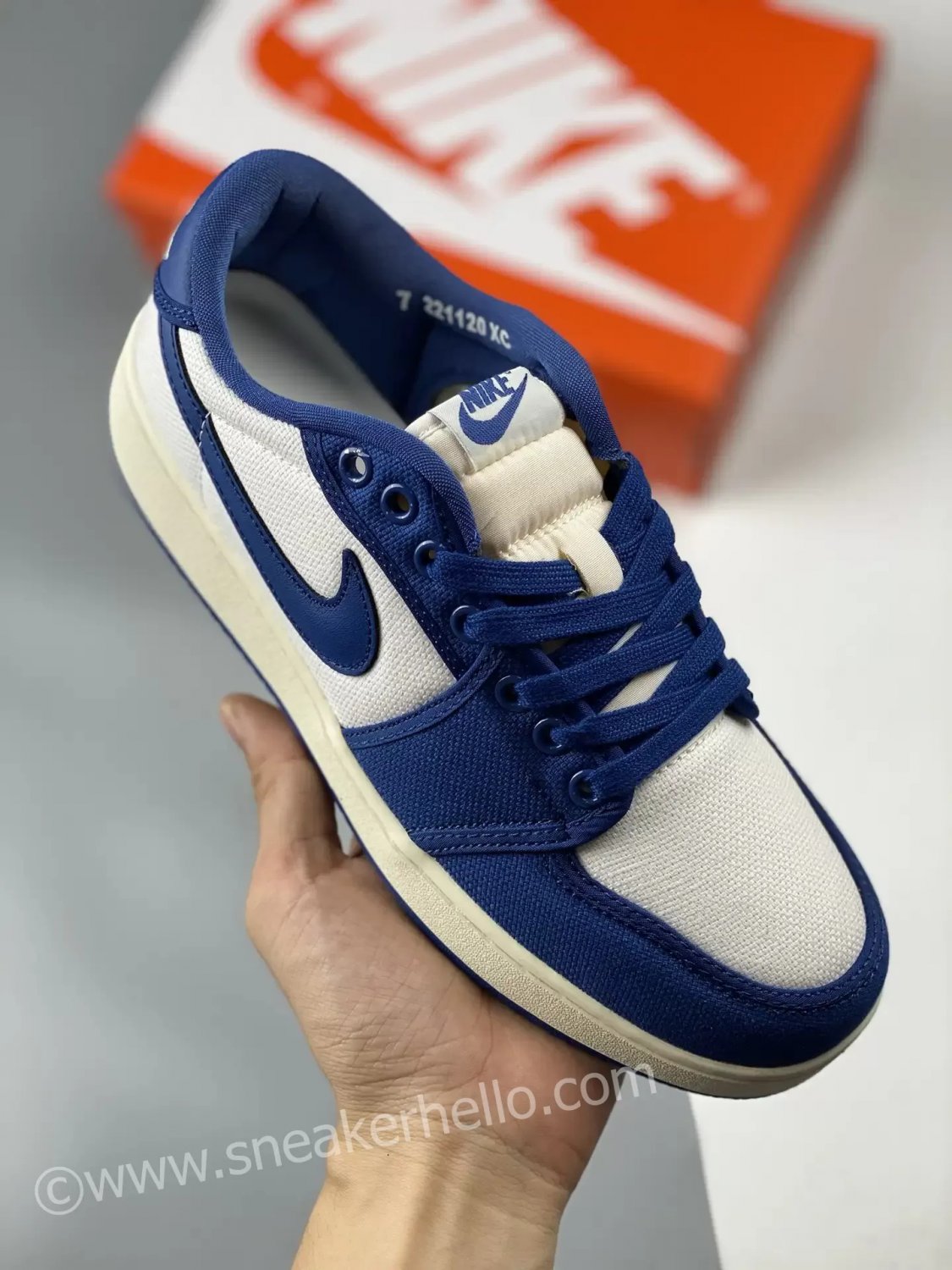 jordan 1 ko low whitedark royal blue dx4981-103