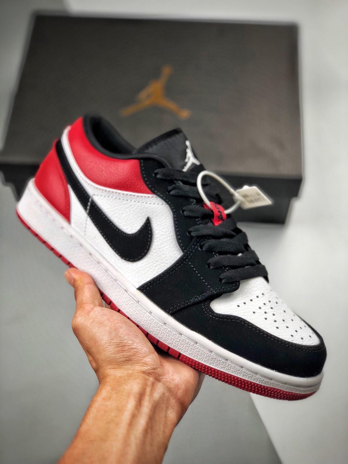 jordan 1 low &acirc;��black toe&acirc;�� black red 553558-116