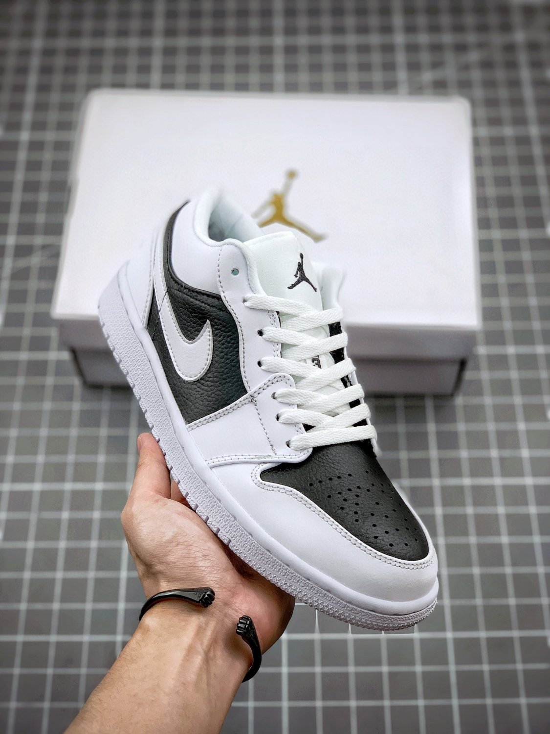 jordan 1 low &acirc;��panda&acirc;�� whiteblack