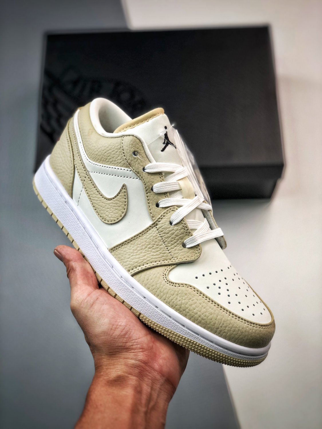 jordan 1 low &Atilde;&cent;&Acirc;�&Acirc;�heavy tan leather&Atilde;&cent;&Acirc;�&Acirc;� fb7168-121