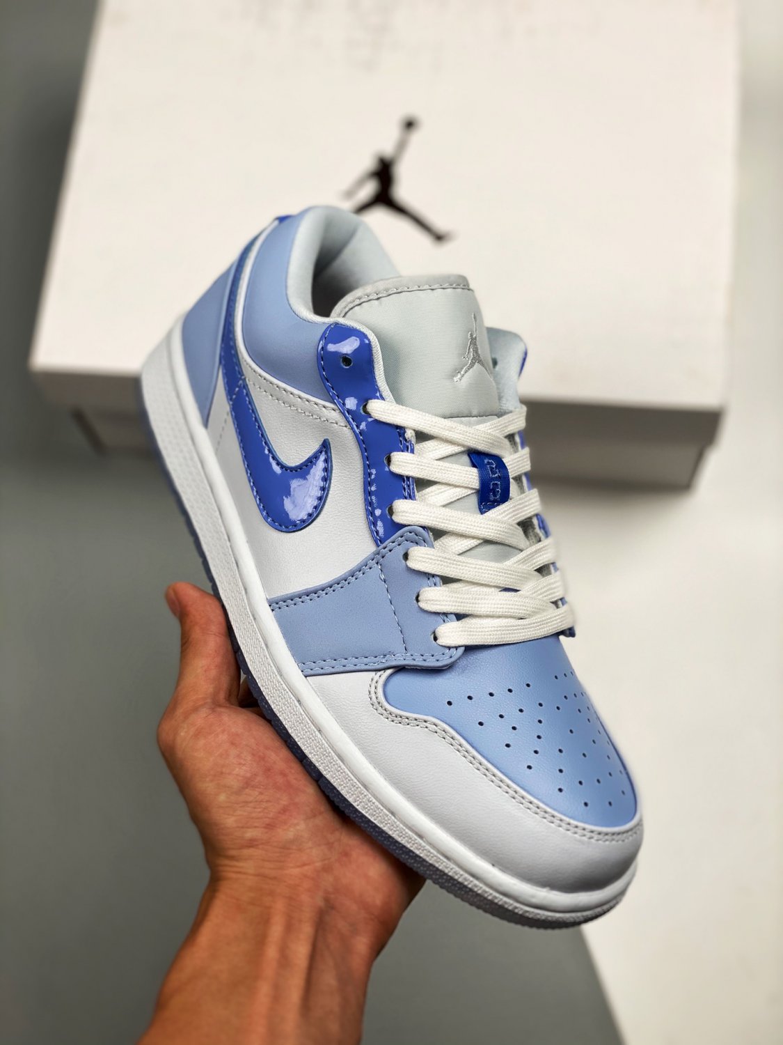 jordan 1 low &Atilde;&cent;&Acirc;�&Acirc;�mighty swooshers&Atilde;&cent;&Acirc;�&Acirc;� dm5442-040