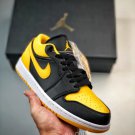 jordan 1 low blackyellow ochre-white 553558-072
