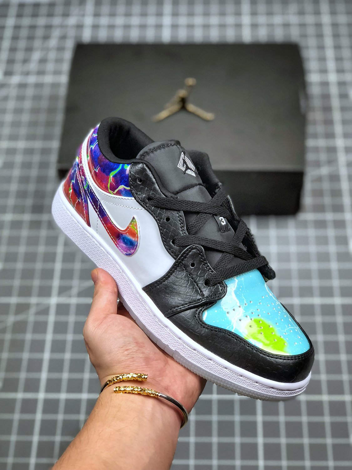 jordan 1 low galaxy prints black cw7309-090