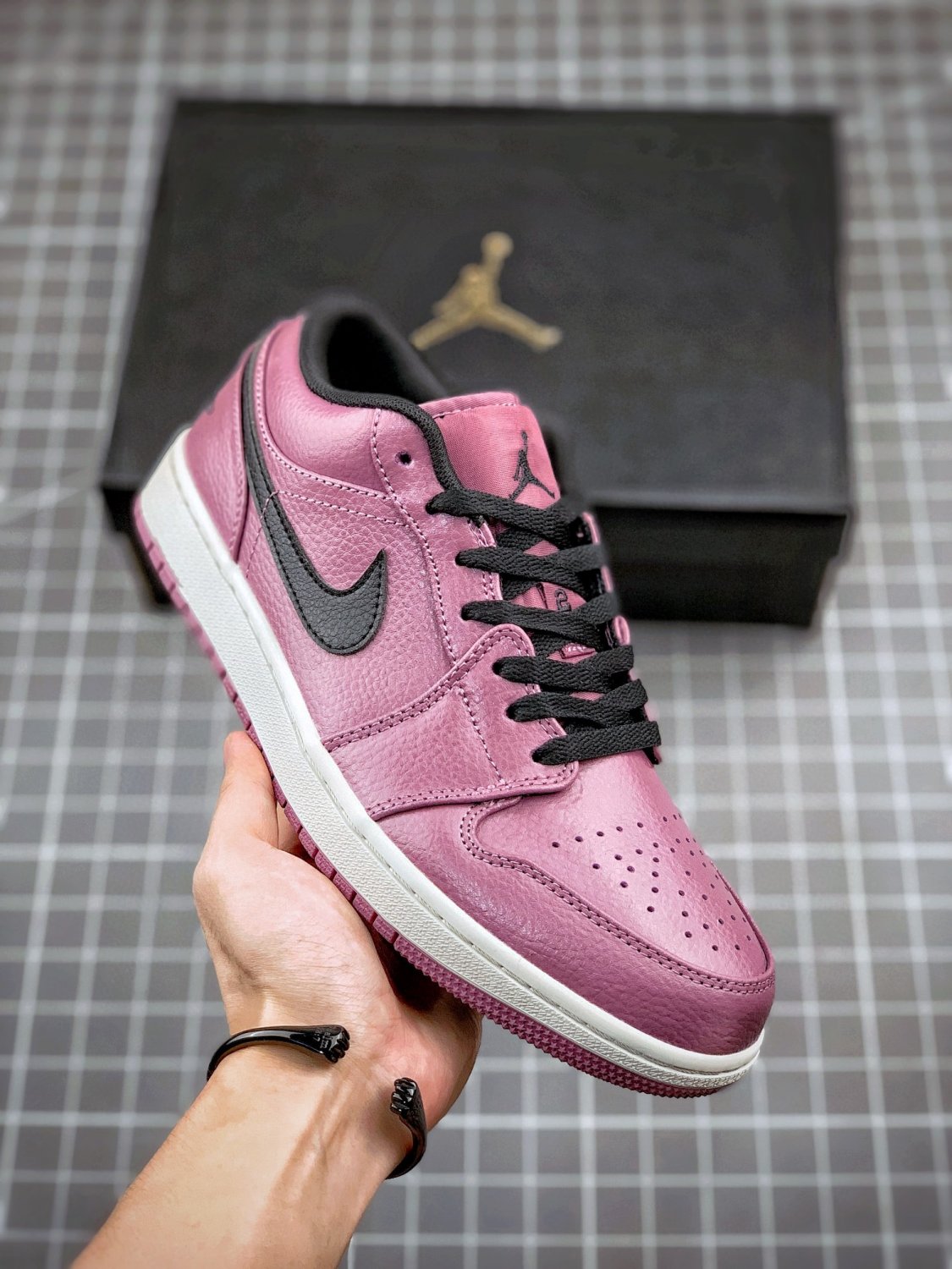 jordan 1 low magenta dc7268-500