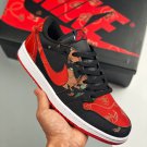 jordan 1 low og âcnyâ blackuniversity red-metallic gold-white