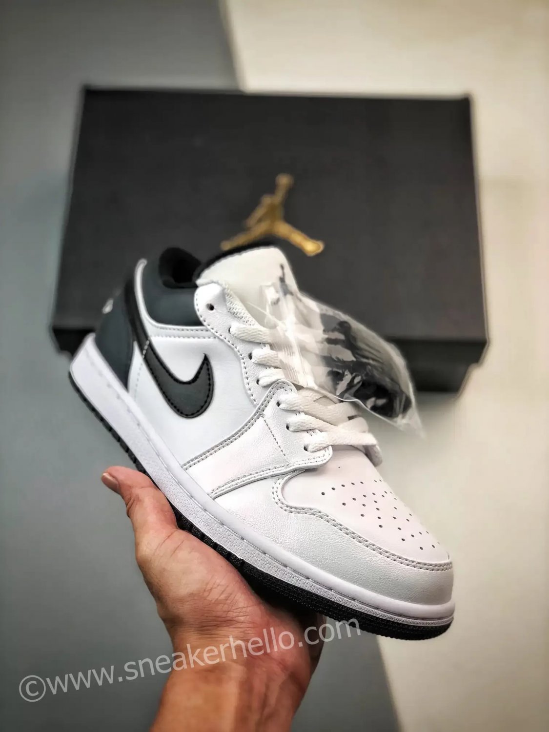 jordan 1 low white black 553560-132